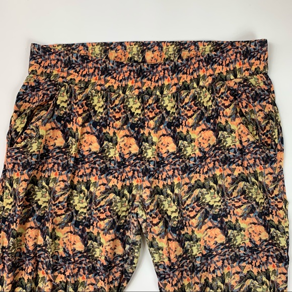 Anthropologie La Vi Floral Jogger Pant - Picture 3 of 12